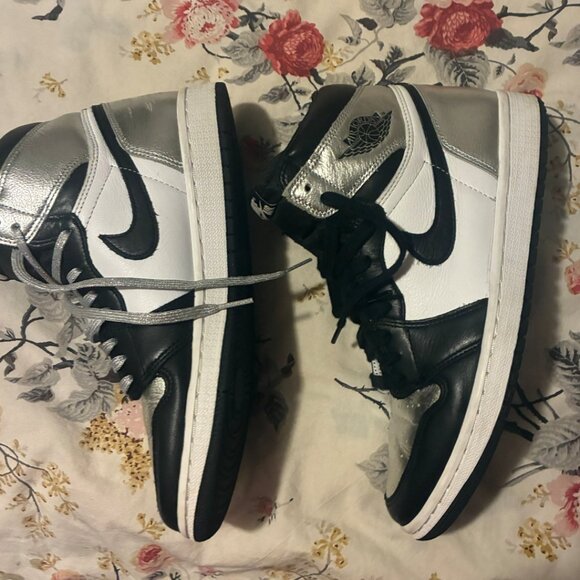 Nike Air Jordan Retro 1 "silver toe" OG sneakers sz9 - Picture 1 of 5